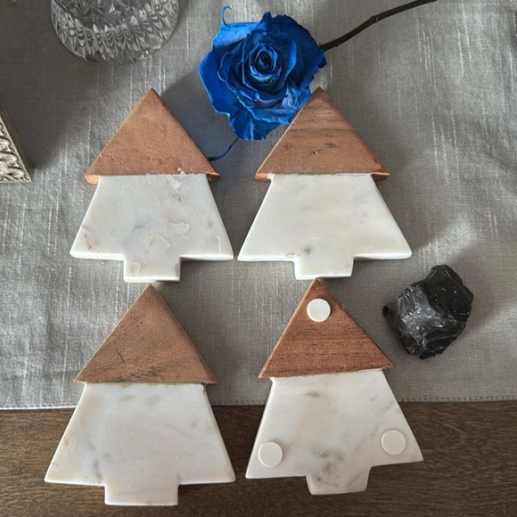 White and Brown Holiday Decor Minimalist Christmas Tree Ornaments. Set o… - Picture 1 of 8